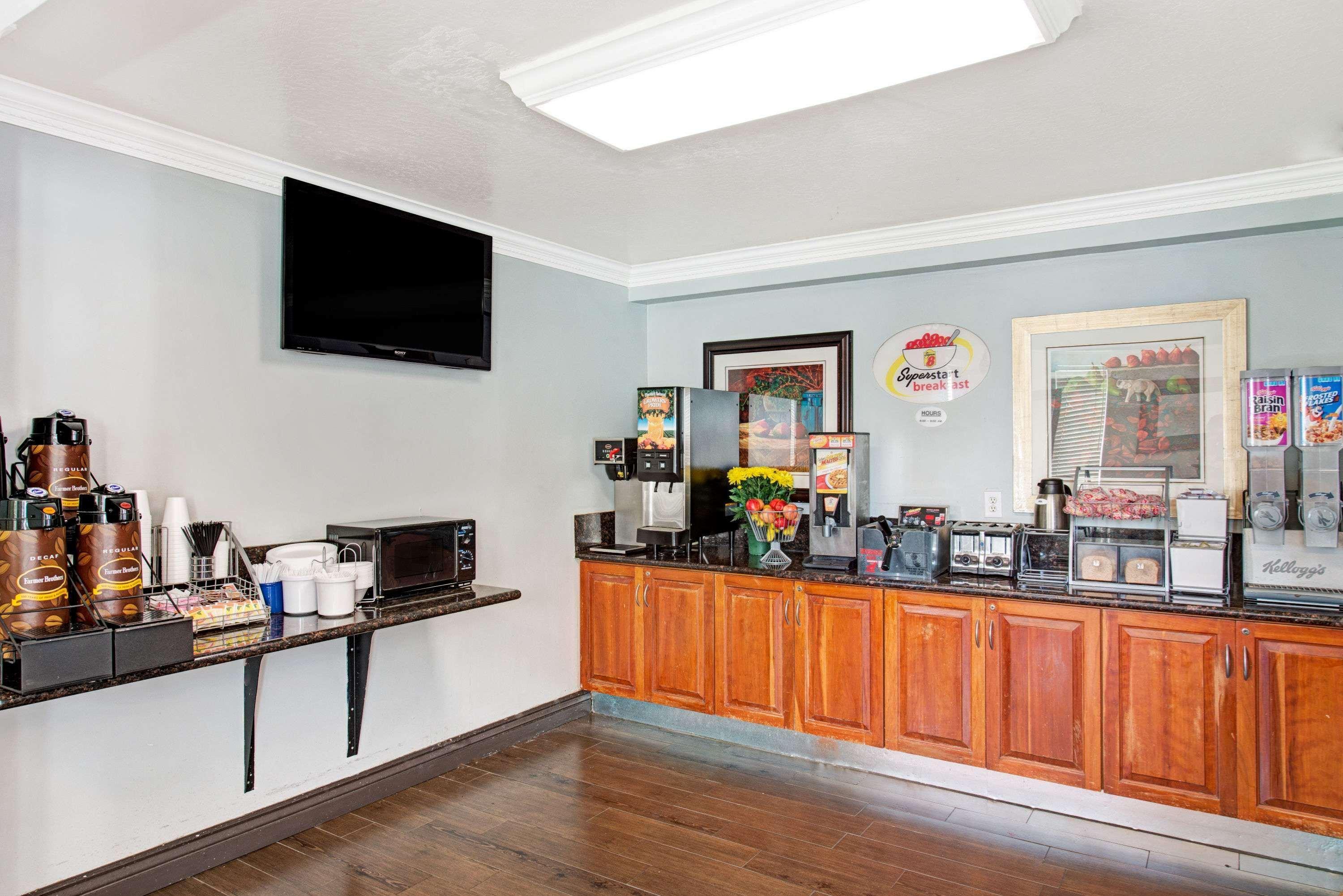 Super 8 By Wyndham Sacramento/Florin Rd Freeport Exterior foto