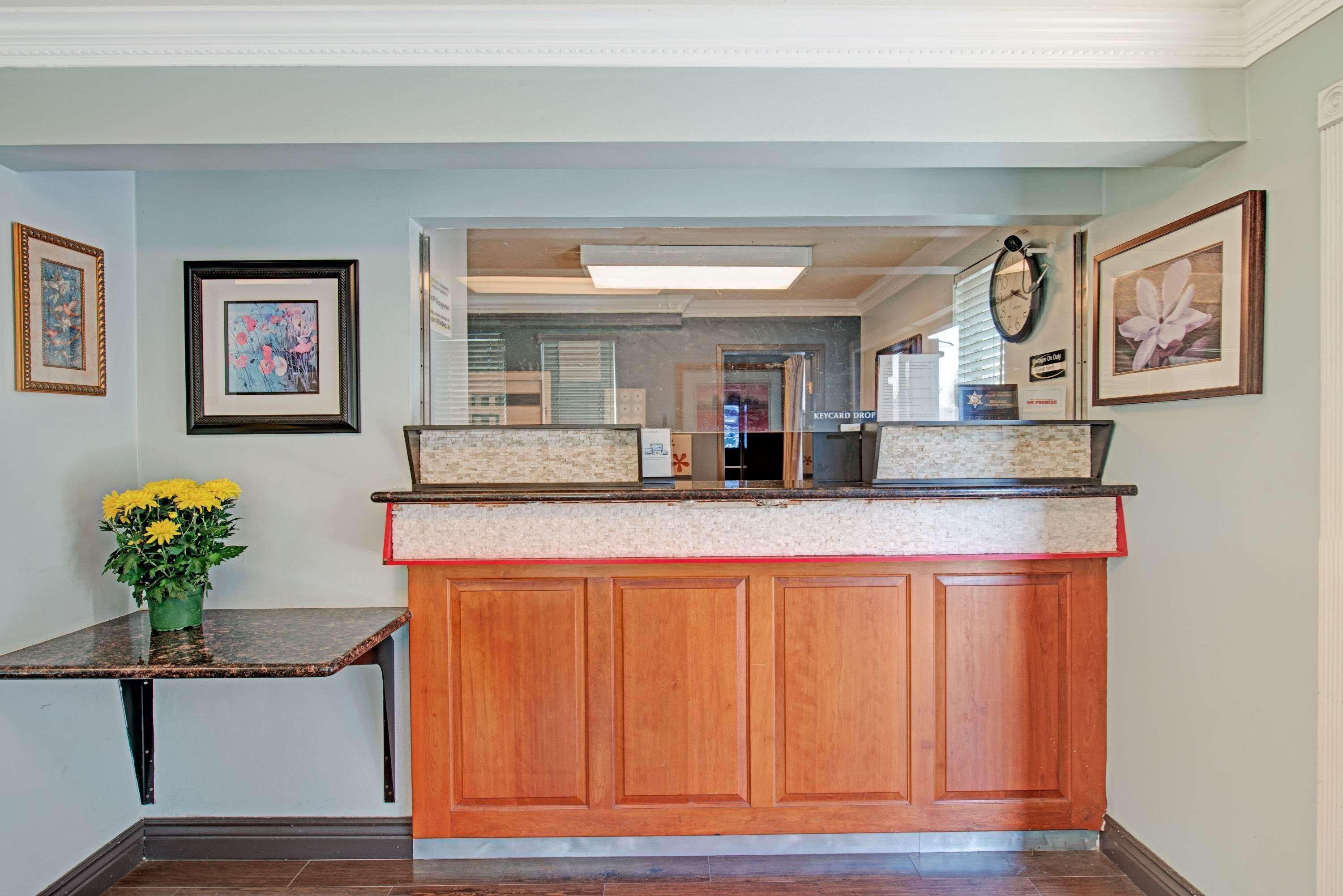 Super 8 By Wyndham Sacramento/Florin Rd Freeport Exterior foto